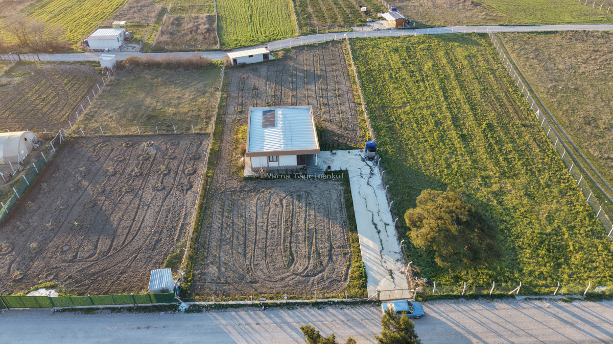 TEKELİDE SATILIK 2.510 M2 ARAZİ İÇİNDE 150 M2 ÇELİK EV İZBANA YAKIN LOKASYONDA - 9