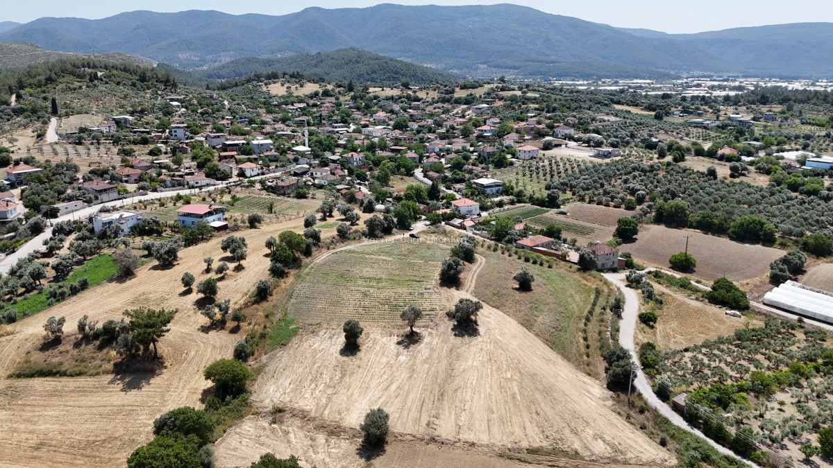 İZMİR SANCAKLI KÖY İÇİNDE SATILIK 250M2 ELEKTRİK SUYU HAZIR HESAPLI ARSALAR - 13