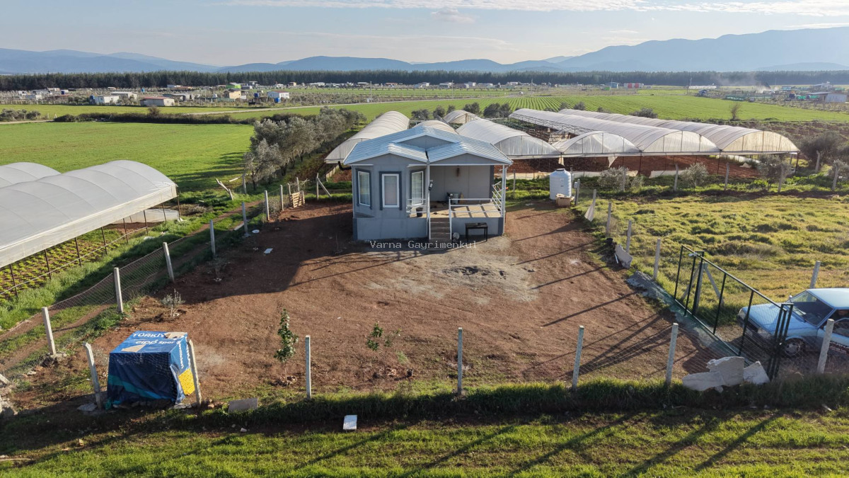 MENDERESTE SATILIK 500 M2 TAPULU 75 M2 EV ELEKTRİK SUYU OLAN HARİKA BAHÇE