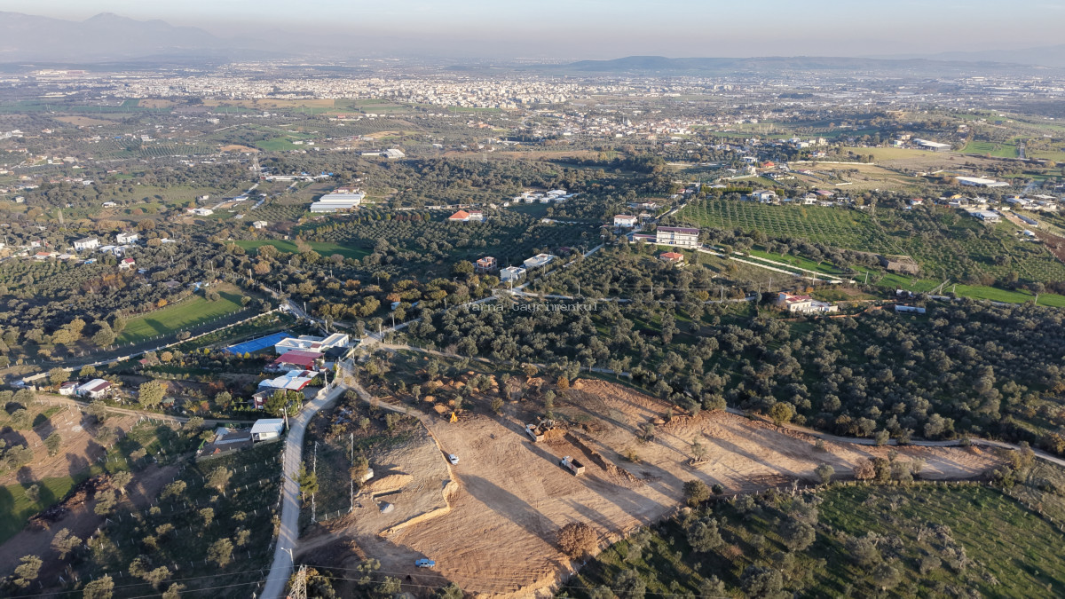 MENDERES AKÇAKÖYDE SATILIK TAPULU 224 M2 MUHTEŞEM MANZARALI YATIRIMLIK BAHÇELER - 14