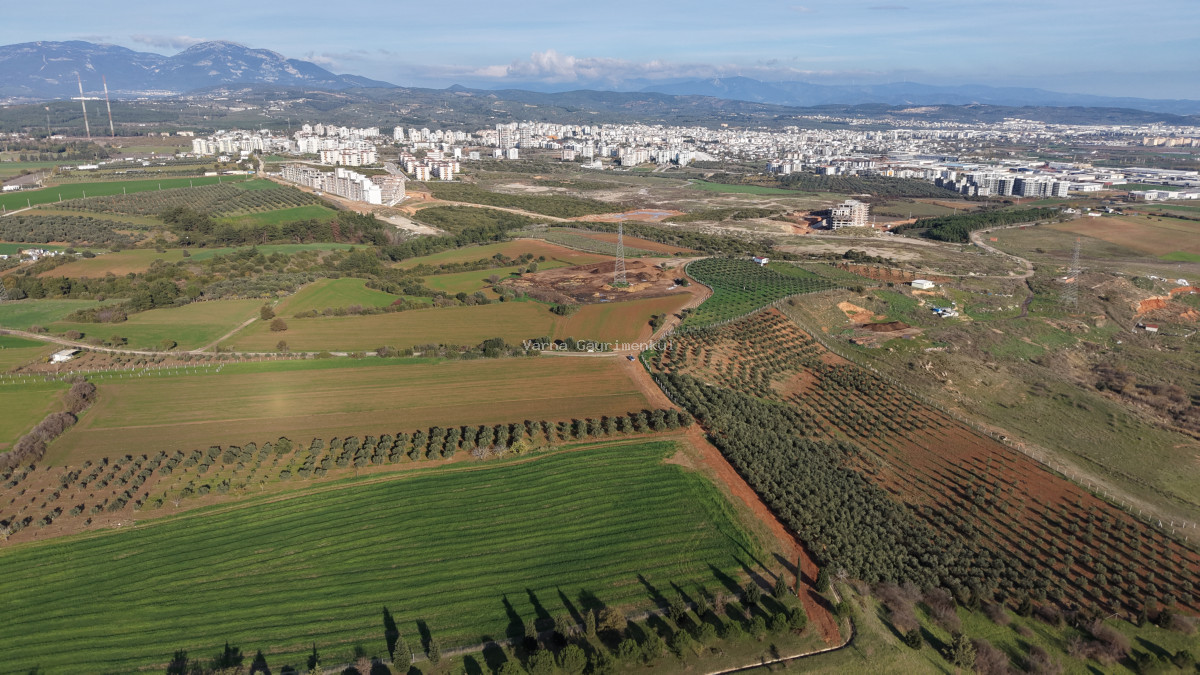 İZMİR HAVAALANINA VE İMARA YAKIN SATILIK TEKTAPU 1.400 M2 YATIRIMLIK ARAZİ - 5