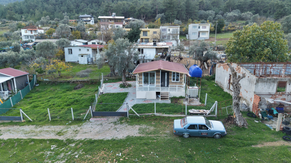 DEĞİRMENDERE KÖY İÇİNDE SATILIK 186 M2 BAHÇE ETRAFI ÇEVRİLİ 65 M2 PREFABRİK EV - 15