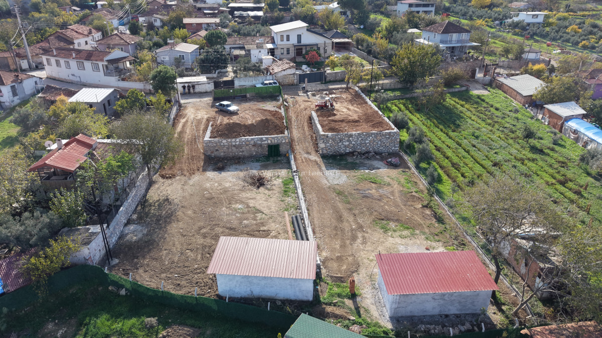 DEĞİRMENDEREDE SATILIK 810 M2 İMARLI TAŞ DUVAR ÇEVRİLİ MUHTEŞEM ARSA - 9