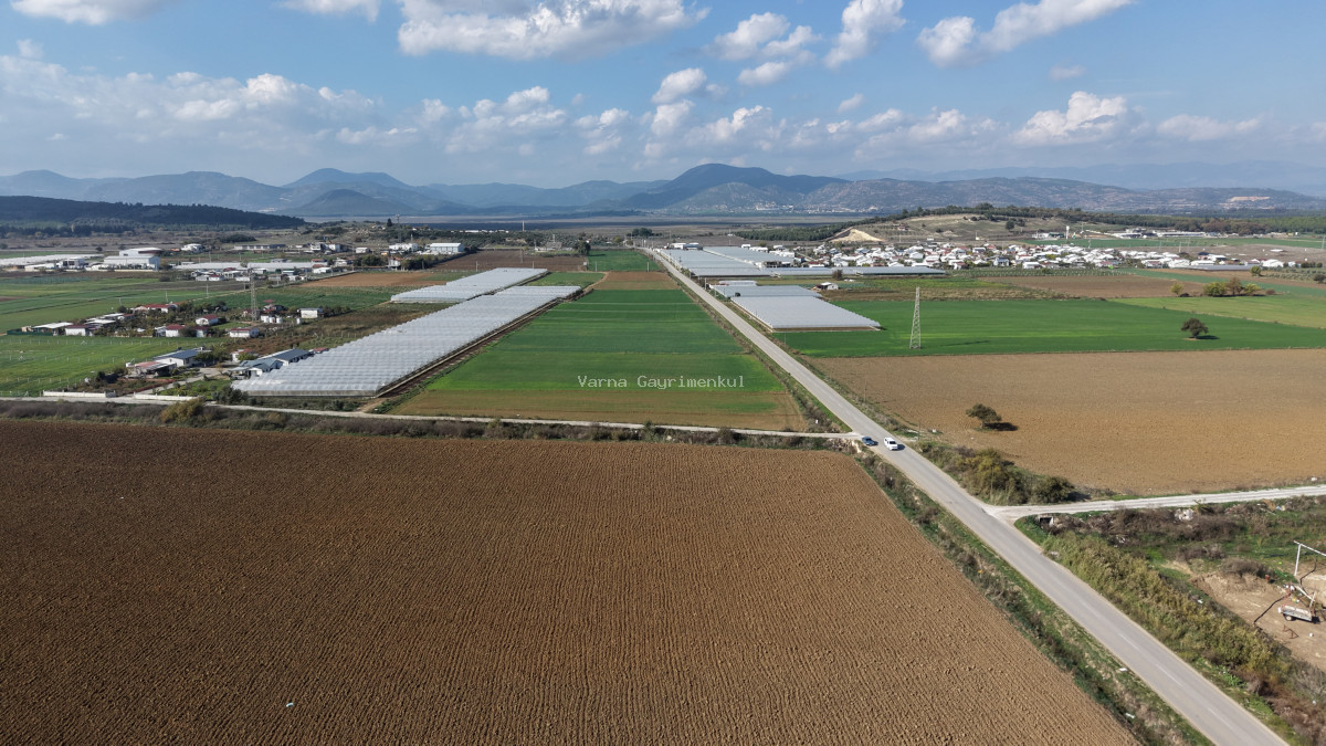İZMİR SANCAKLIDA SATILIK TEKTAPU 4.700 M2 ANAYOLA YAKIN KÖŞE TARLA - 6