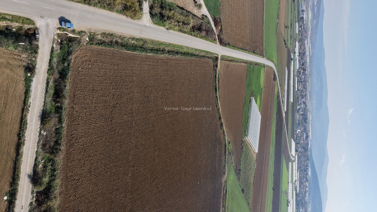 İZMİR SANCAKLIDA SATILIK TEKTAPU 4.700 M2 ANAYOLA YAKIN KÖŞE TARLA - 10