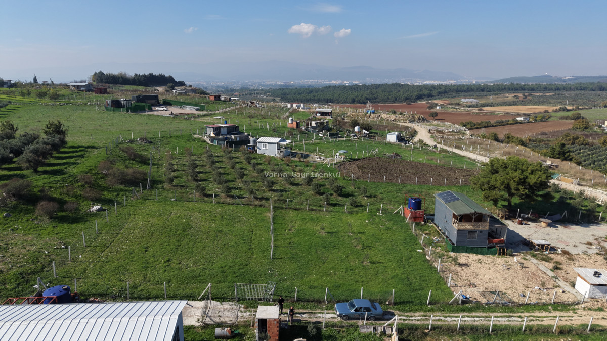 İZMİR OĞLANANASINDA SATILIK 500 M2 TAPULU ETRAFI ÇEVRİLİ MANZARALI HARİKA BAHÇE - 3