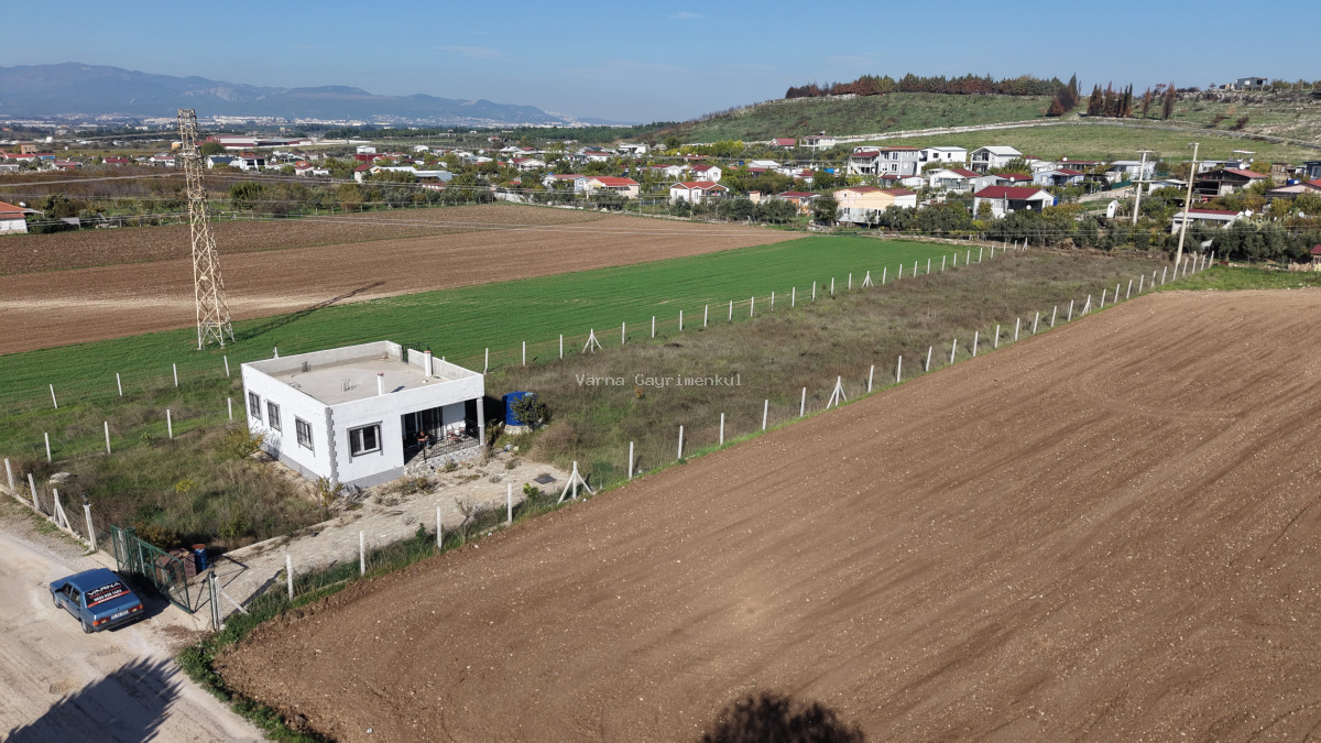 İZMİR OĞLANANASINDA SATILIK 2.400 M2 ARAZİ 100 M2 SIFIR EV HAZIR ÇİFTLİK - 4