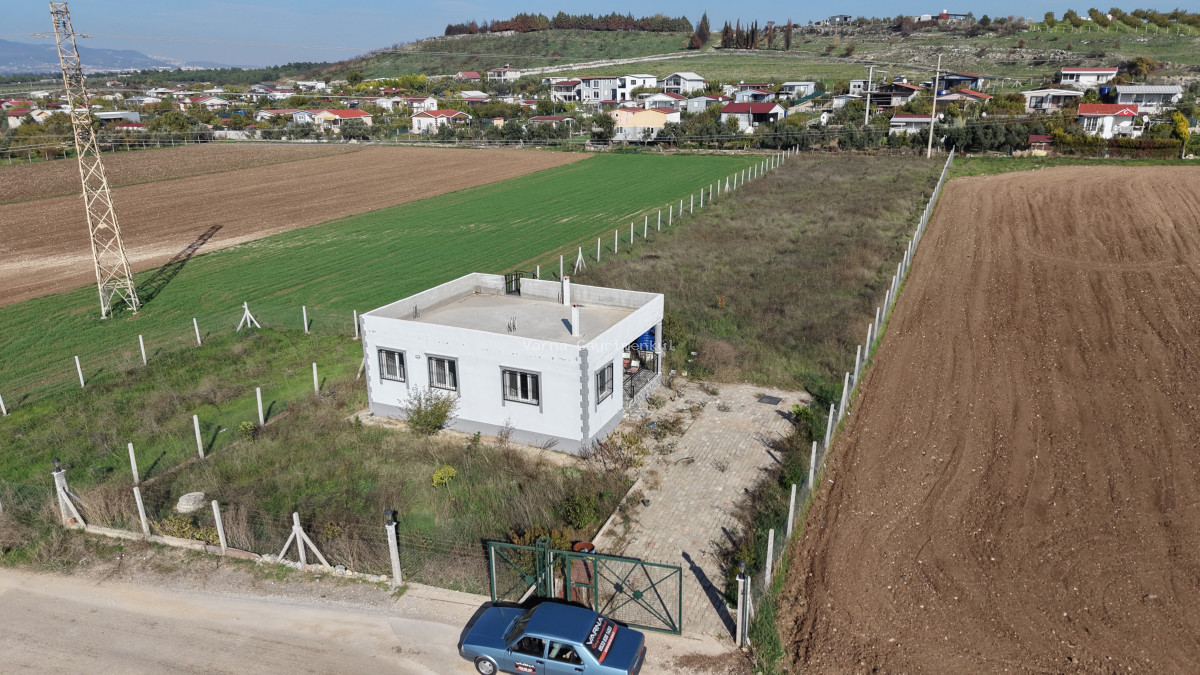 İZMİR OĞLANANASINDA SATILIK 2.400 M2 ARAZİ 100 M2 SIFIR EV HAZIR ÇİFTLİK - 6