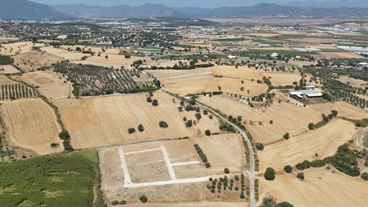 İZMİR ÇİLEMEDE SATILIK RESMİ TAPULU 290 M2 KÖYE YAKIN BAHÇELER - 2
