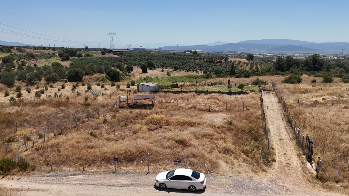 İZMİR YENİ BULGURCADA SATILIK 910 M2 KÖYE YAKIN TAPULU KÖŞE PARSEL - 3