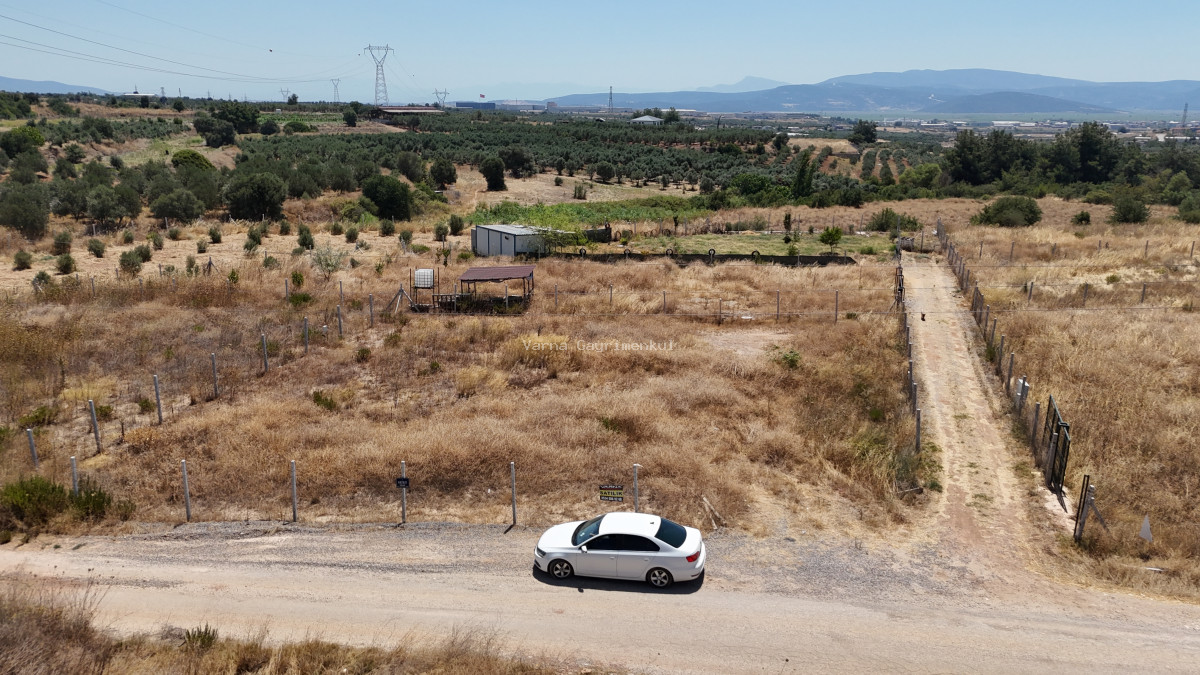 İZMİR YENİ BULGURCADA SATILIK 910 M2 KÖYE YAKIN TAPULU KÖŞE PARSEL - 5