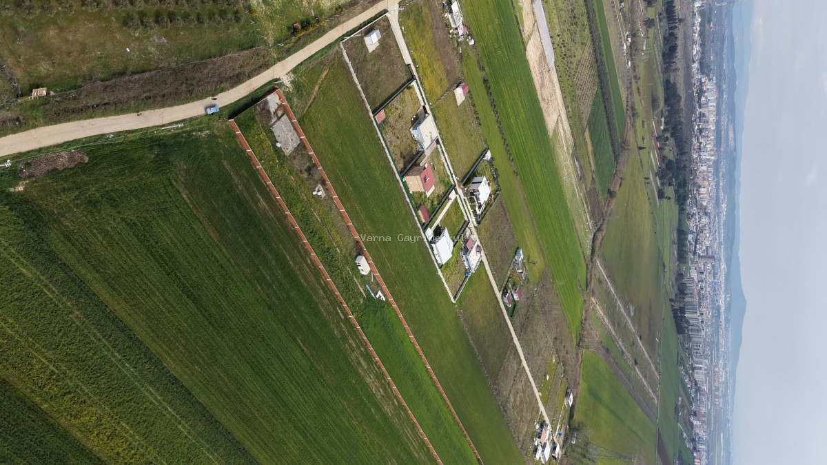 İZMİR OĞLANANASI SATILIK TEKTAPU 11.385 M2 YOL CEPHELİ KELEPİR FİYATA ARAZİ - 13