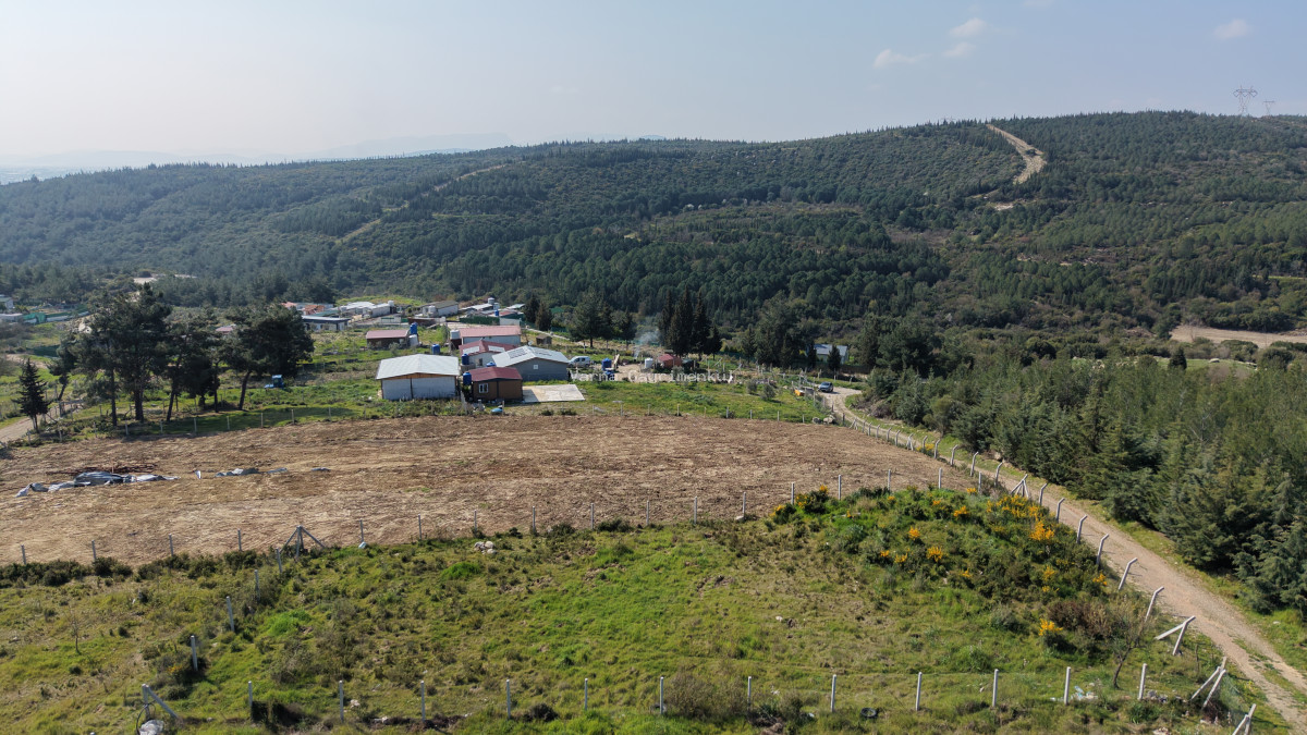 İZMİR GÖRECEDE SATILIK TAPULU 756 M2 HAVAALANI VE MERKEZE ÇOK YAKIN BAHÇE - 3
