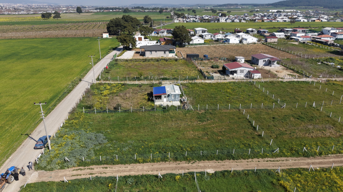 DEVELİDE SATILIK 1.050 M2 RESMİ TAPULU İZBANA YAKIN ASFALT CEPHELİ KÖŞE TARLA - 16