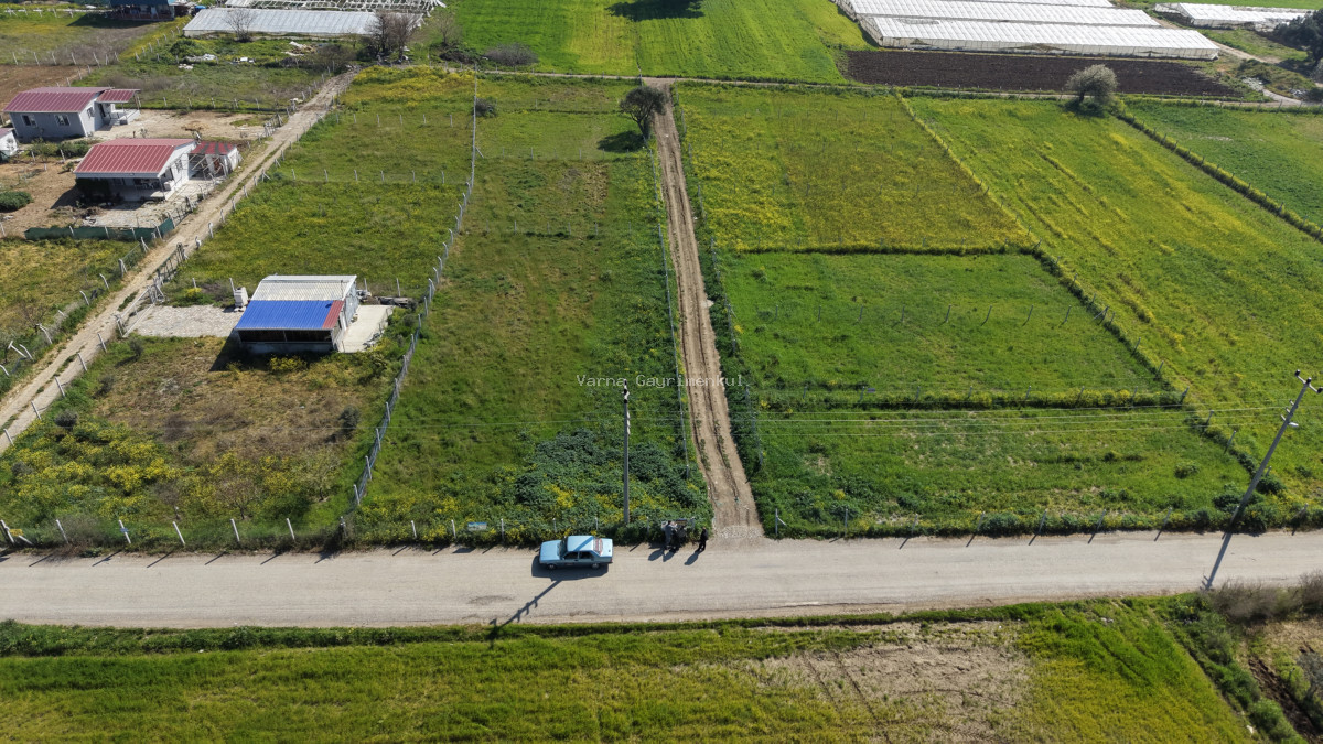 DEVELİDE SATILIK 1.050 M2 RESMİ TAPULU İZBANA YAKIN ASFALT CEPHELİ KÖŞE TARLA - 18