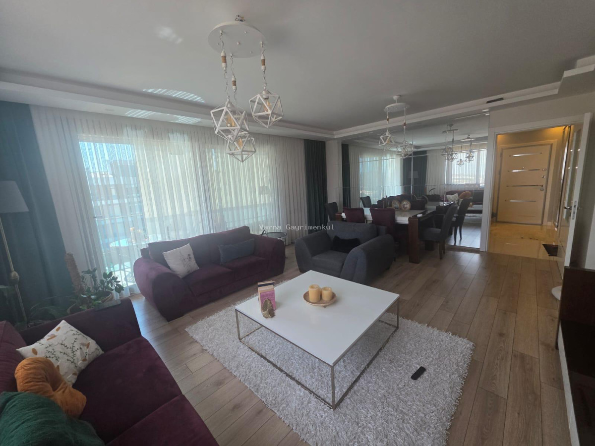 ALTINTEPE MAHALLESİ 3+1 GENİŞ DAİRE VARNA GAYRİMENKULDEN - 8