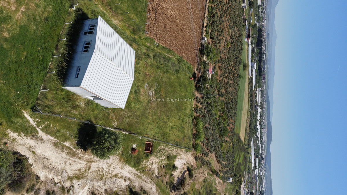 İZMİR DEREKÖYDE SATILIK TEKTAPU 1.740 M2 MERKEZE YAKIN ETRAFI ÇEVRİLİ 80 M2 EV - 6