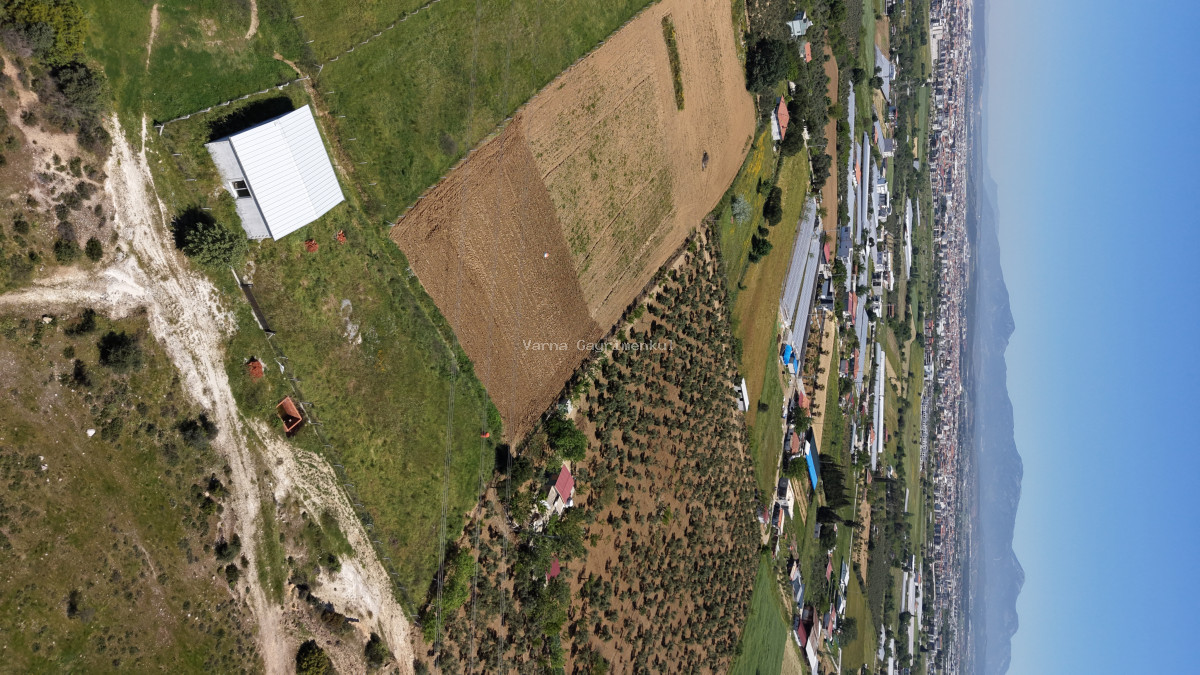 İZMİR DEREKÖYDE SATILIK TEKTAPU 1.740 M2 MERKEZE YAKIN ETRAFI ÇEVRİLİ 80 M2 EV - 9