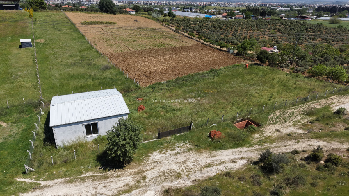 İZMİR DEREKÖYDE SATILIK TEKTAPU 1.740 M2 MERKEZE YAKIN ETRAFI ÇEVRİLİ 80 M2 EV - 14