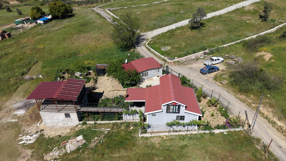 İZMİR GÖRECE ÇAKALLARDA TEKTAPU 606 M2 3 EV MÜŞTEMİLAT ELEKTRİK SU OLAN BAHÇE - 7