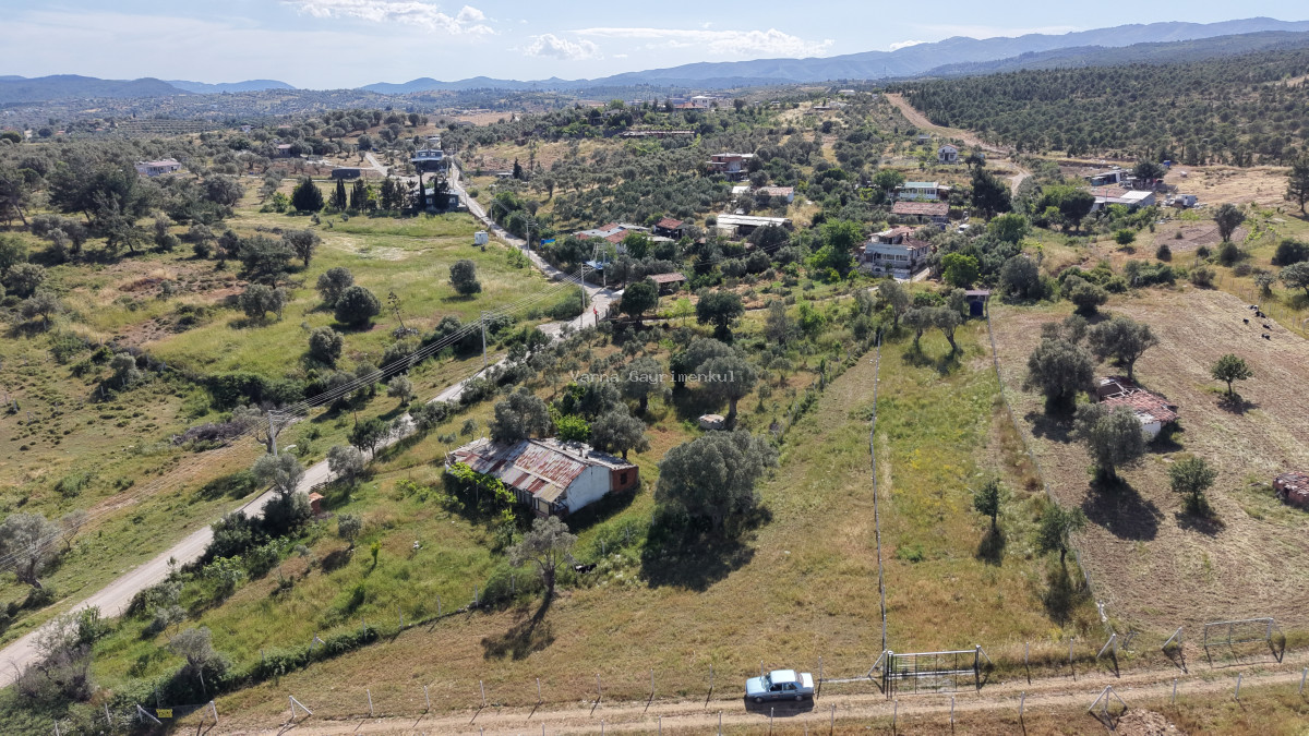 İZMİR GÖRECEDE SATILIK 1.200 M2 TAPULU ELEKTRİK SULU YATIRIMLIK BAHÇE - 2
