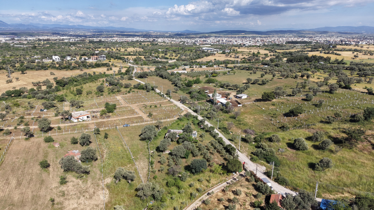 İZMİR GÖRECEDE SATILIK 1.200 M2 TAPULU ELEKTRİK SULU YATIRIMLIK BAHÇE - 6