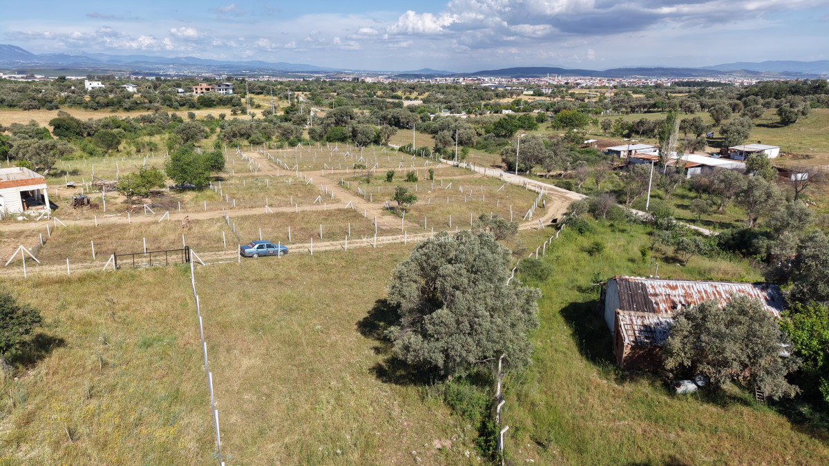 İZMİR GÖRECEDE SATILIK 1.200 M2 TAPULU ELEKTRİK SULU YATIRIMLIK BAHÇE - 14