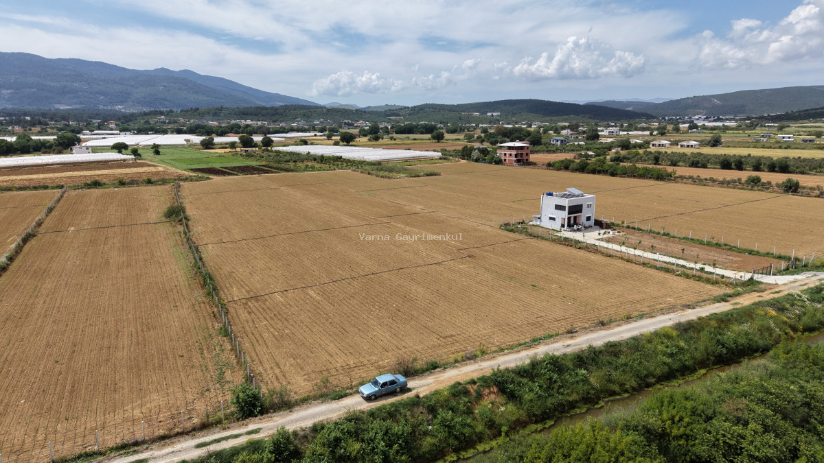 İZMİR ATAKÖYDE SATILIK TEKTAPU 2.650 M2 YATIRIMA UYGUN ARAZİ