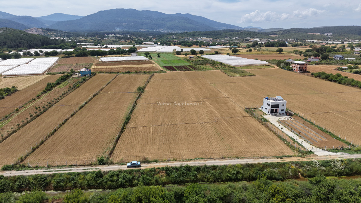 İZMİR ATAKÖYDE SATILIK TEKTAPU 2.650 M2 YATIRIMA UYGUN ARAZİ - 2