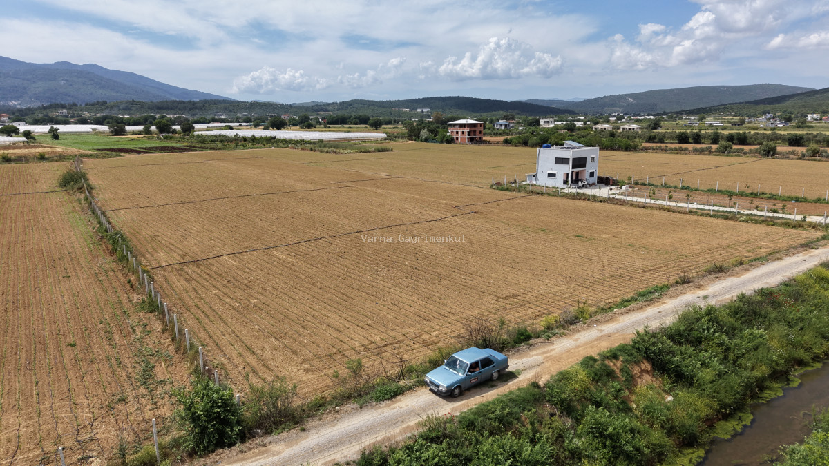 İZMİR ATAKÖYDE SATILIK TEKTAPU 2.650 M2 YATIRIMA UYGUN ARAZİ - 7