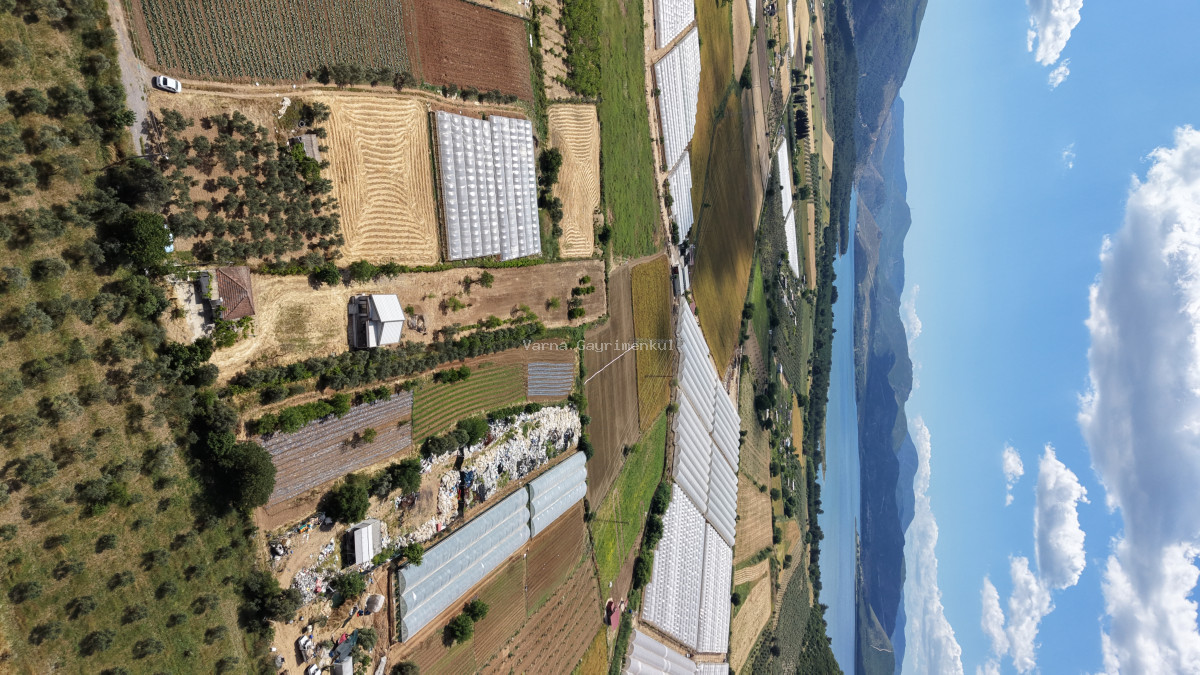 DEĞİRMENDEREDE SATILIK 4.670 M2 İÇERİSİNDE 2 ADET 2+1 EV ELEKTRİK SUYU OLAN ARAZİ - 3