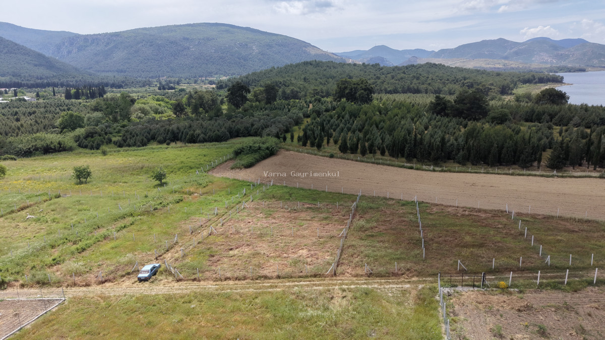 İZMİR DEĞİRMENDEREDE SATILIK 407 M2 TAPULU YATIRIMLIK MANZARALI BAHÇE - 4
