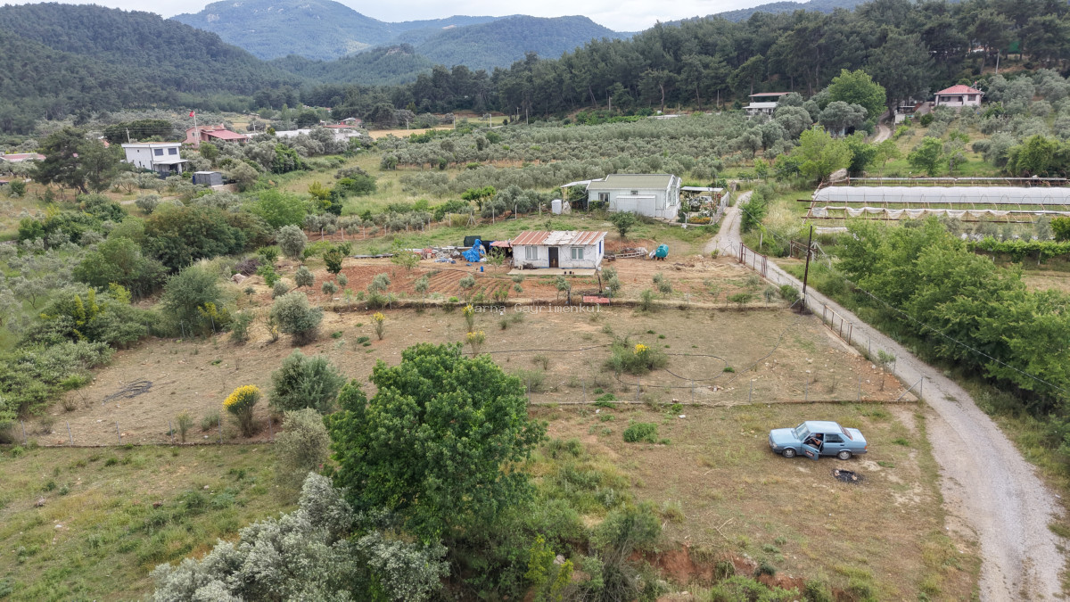 İZMİR ATAKÖYDE SATILIK TEKTAPU 1.066 M2 MUHTEŞEM KONUMDA BAHÇE - 2