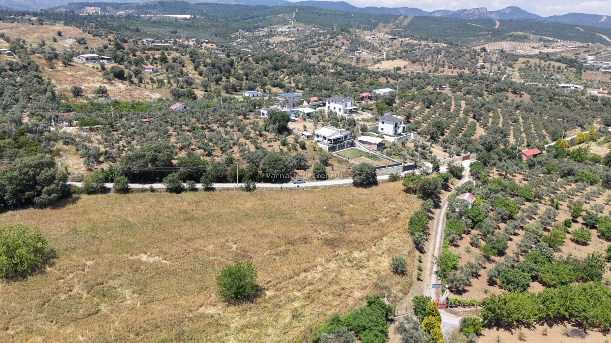 MENDERES AKÇAKÖYDE SATILIK 660 M2 TAPULU SÜPER KONUMDA ELEKTRİĞİ OLAN BAHÇE - 10