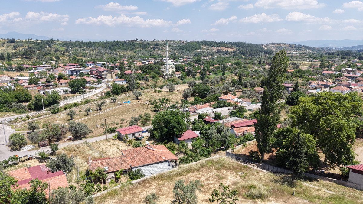 ÇATALCADA SATILIK 624 M2 TAPULU KÖYİÇİ TAŞ DUVAR ÇEVRİLİ 90 M2 NUMARATAJLI EV - 3