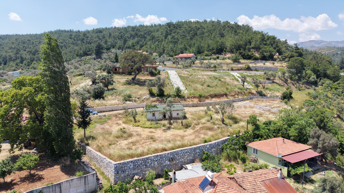 ÇATALCADA SATILIK 624 M2 TAPULU KÖYİÇİ TAŞ DUVAR ÇEVRİLİ 90 M2 NUMARATAJLI EV - 12