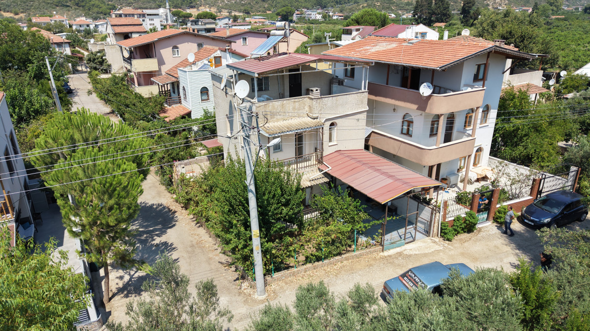 İZMİR AHMETBEYLİ SAHİLE YÜRÜME MESAFEDİNDE 211 M2 MÜSTAKİL BAHÇELİ YAZLIK - 15