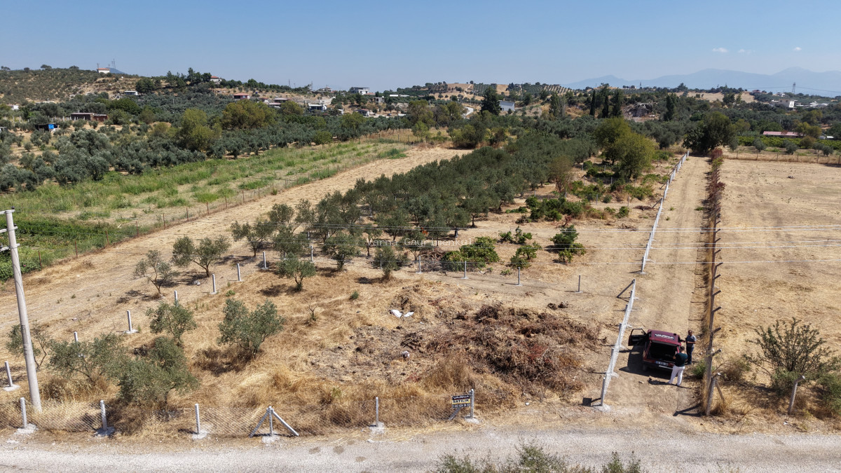 MENDERES DEREKÖYDE SATILIK 460 M2 TAPULU MERKEZE YAKIN ÇEVRİLİ HARİKA BAHÇE - 7