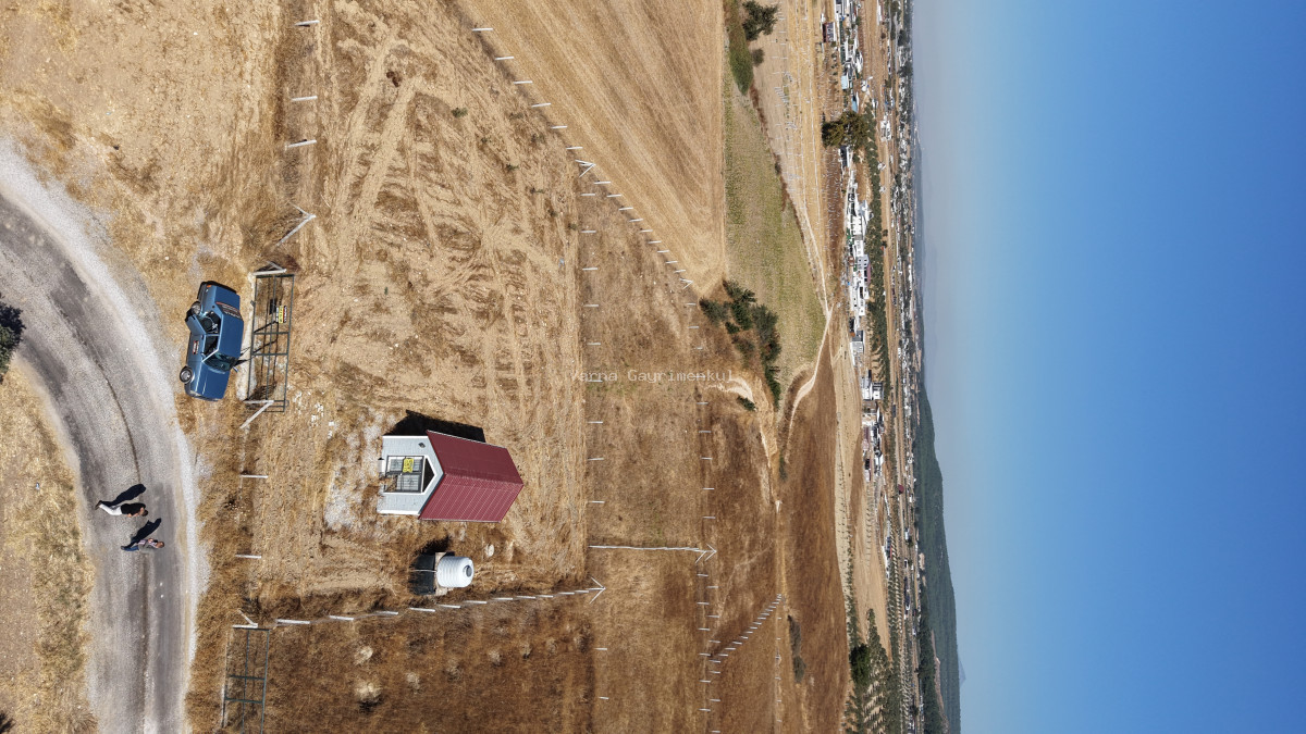 İZMİR TEKELİDE SATILIK 1.462 M2 TAPULU 25 M2 EV İZBANA YAKIN BAHÇE - 2